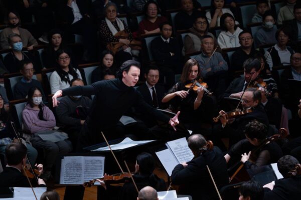 MusicAeterna рядом: специальная подборка к юбилею оркестра и хора