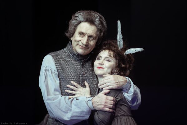 «Пуф, или Ложь и истина», Театр Вахтангова. Фоторепортаж