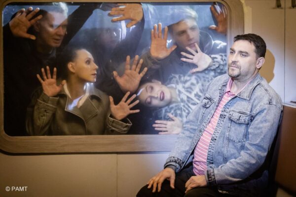 Путь среди пустоты. «Пустые поезда» в РАМТе