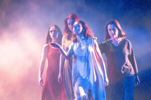 Подробнее о статье «Бездна» – самый женский спектакль лета от театра «Арлекиниада»