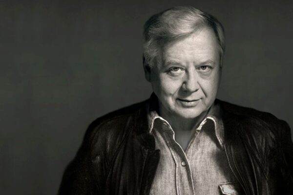 В парке «Зарядье» открывается выставка «Олег Табаков. Судьба увлеченного человека»