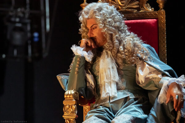 «Кабала святош» в МХТ Чехова: Константин Хабенский и Николай Цискаридзе в ведущих ролях. Фоторепортаж