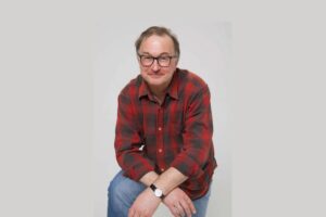 Подробнее о статье Интервью с режиссёром и актёром Александром Назаровым: «…самое правильное, когда публика находится в конфликте с тобой»