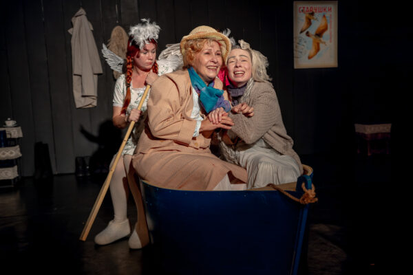 Премьера спектакля «Старушки» в театре «Эрмитаж». Фоторепортаж