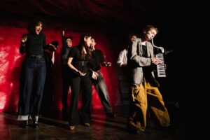 Подробнее о статье Театр Труда отмечает новоселье