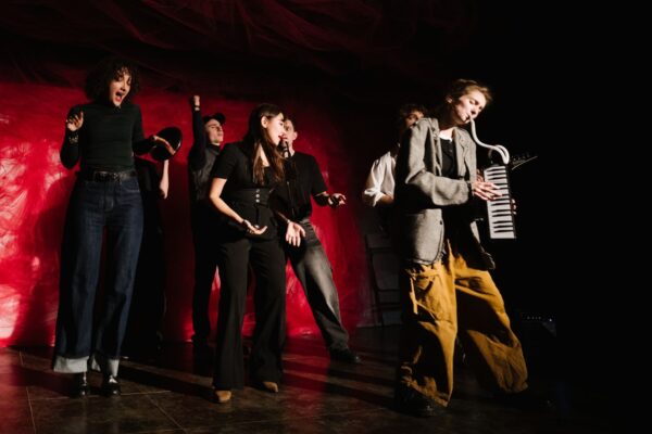 Театр Труда отмечает новоселье