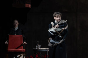 Подробнее о статье Фестиваль «Атлас театральной России». Спектакль «Обломов». Фоторепортаж