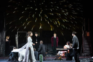 Подробнее о статье Ульяновский молодежный театр им. Б. В. Александрова на фестивале «Атлас театральной России». Спектакль «Дубровский»