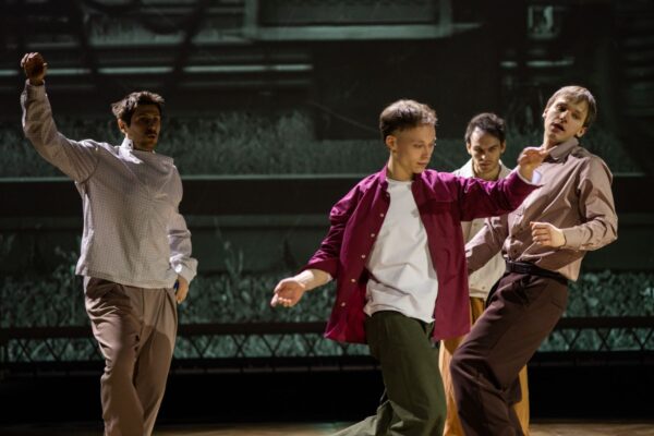 «Семь долгих лет» – спектакль-участник фестиваля «Атлас театральной России»