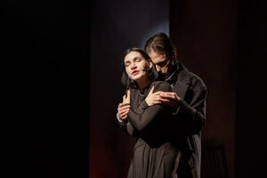 Подробнее о статье Фестиваль «Атлас театральной России». Спектакль «Ожидание». Фоторепортаж