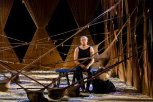 Подробнее о статье Новосибирский драматический театр «Старый Дом» на фестивале «Атлас театральной России». Спектакль «Петерс»