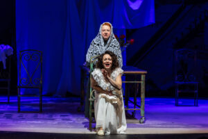 Подробнее о статье Фестиваль «Атлас театральной России». Спектакль «Любовь по-итальянски». Фоторепортаж