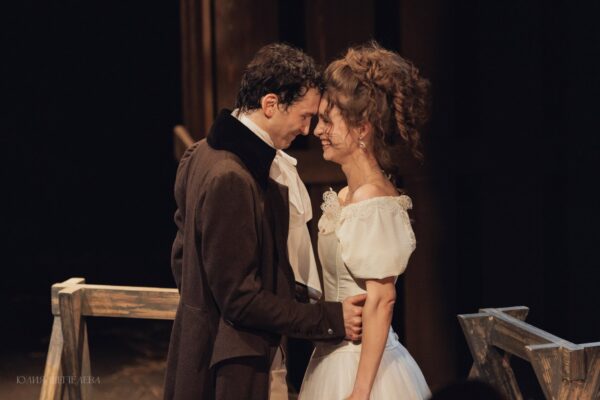 Премьера в «Покровка.Театр» – спектакль «Дубровский». Фоторепортаж