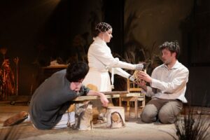 Подробнее о статье Корова говорит «Му»: рассказы Платонова на камерной сцене Театра на Таганке