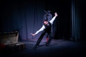 Подробнее о статье Жизнь, сотканная из тысячи судеб. «Воспоминания из старого чемодана», «Ведогонь-театр»