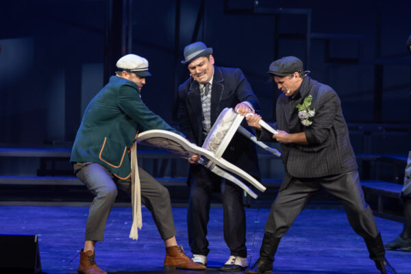 Фестиваль «Атлас театральной России». Спектакль «12 стульев». Фоторепортаж