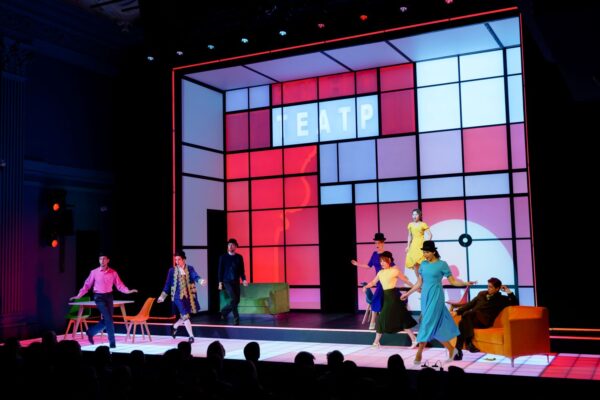 Кинокомедия «Первый брак». Спектакль «Молодожены», Театр на Бронной