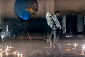 Читать далее о этой статье Премьера спектакля Екатерины Половцевой «Соната перемен». Фоторепортаж